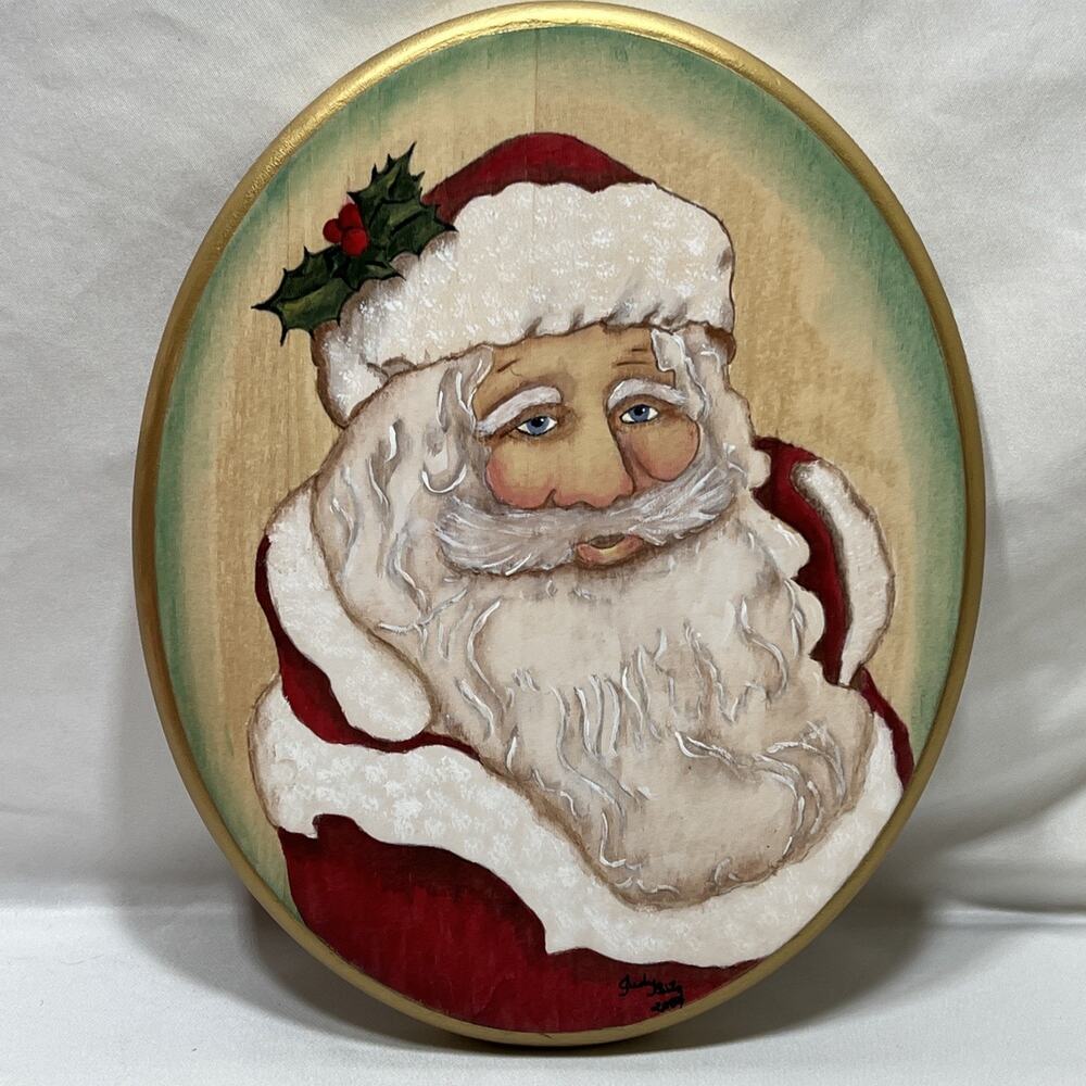 Folk Art Santa Claus Hand Painted Wood Plaque Oval Tole Christmas Wall Decor